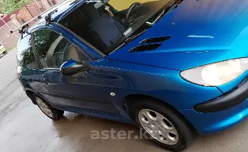 Peugeot 206 2006 года за 1 300 000 тг. в Алматы фото 4