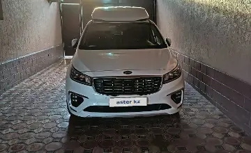 Kia Carnival 2019 года за 14 000 000 тг. в Шымкент фото 1