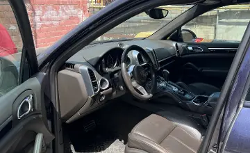 Porsche Cayenne 2016 года за 18 000 000 тг. в Алматы