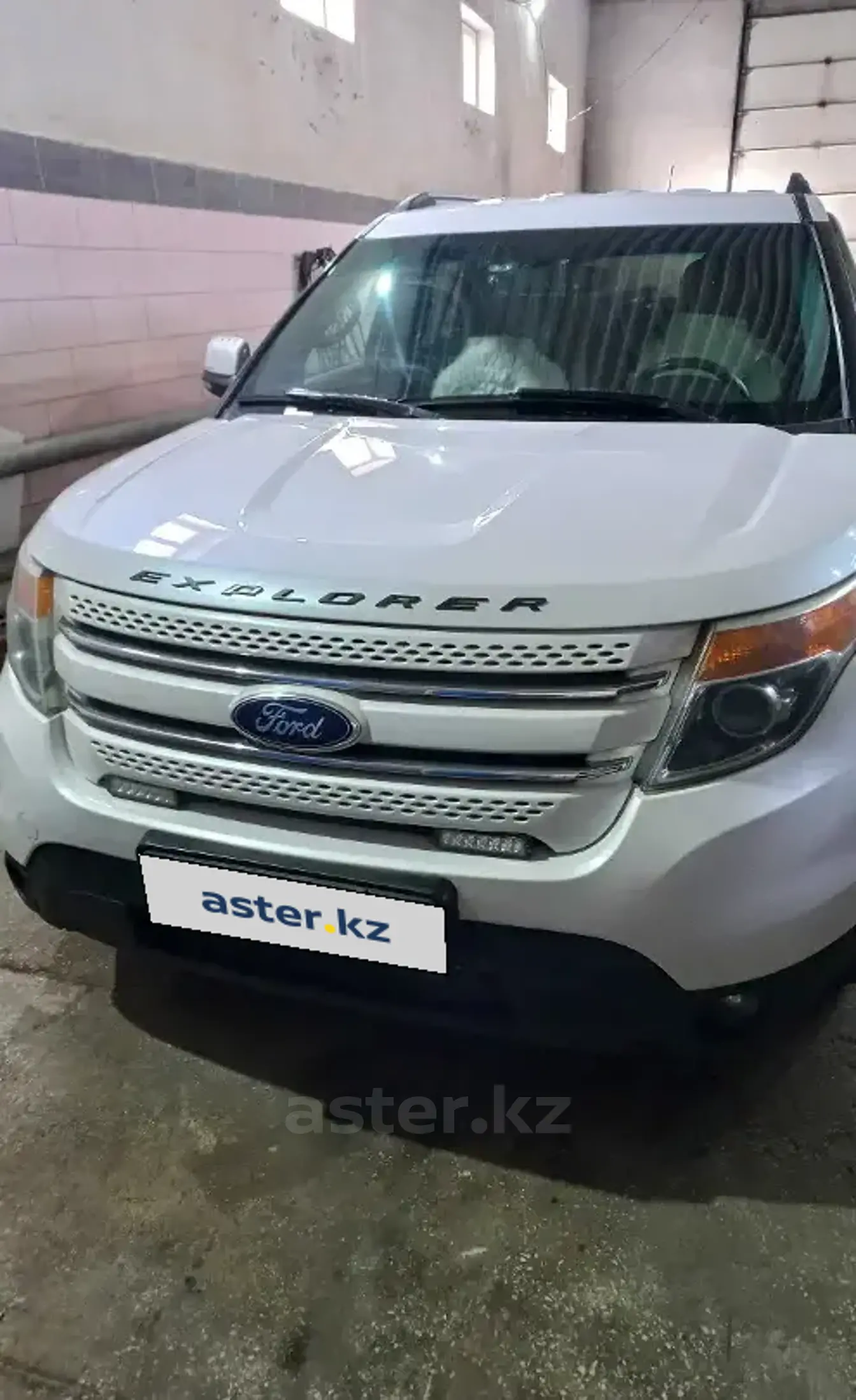Ford Explorer 2013 года за 10 500 000 тг. в Уральск фото 1