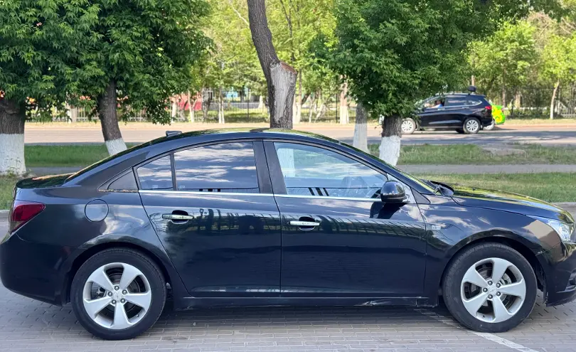 Chevrolet Cruze 2013 года за 2 900 000 тг. в Астана фото 4