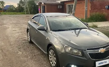 Chevrolet Cruze 2011 года за 2 750 000 тг. в Астана