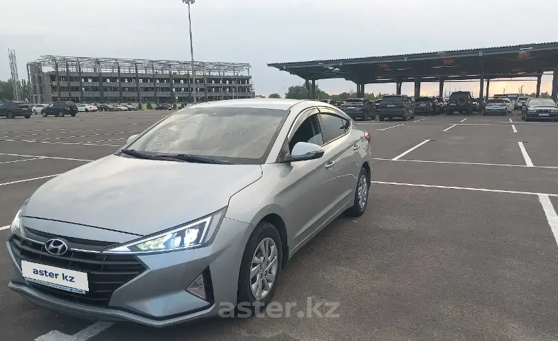 Hyundai Elantra 2019 года за 7 200 000 тг. в Шымкент