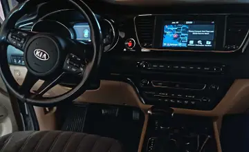 Kia Carnival 2019 года за 14 000 000 тг. в Шымкент