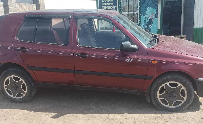 Volkswagen Golf 1993 года за 550 000 тг. в Уральск фото 2