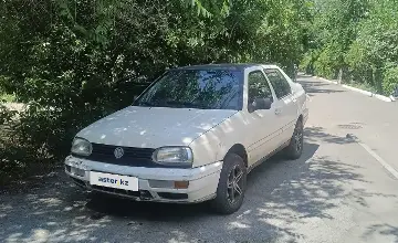 Volkswagen Vento 1992 года за 550 000 тг. в Талдыкорган фото 1