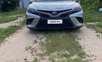 Toyota Camry 2018 года за 8 000 000 тг. в Западно-Казахстанская область фото 3