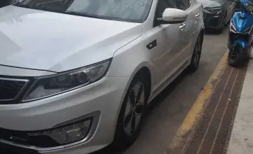 Kia K5 2012 года за 7 000 000 тг. в Алматы фото 2