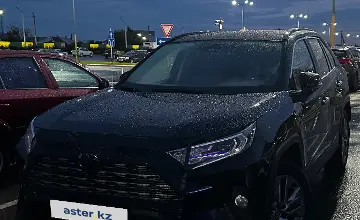 Toyota RAV4 2020 года за 15 000 000 тг. в Костанай фото 2