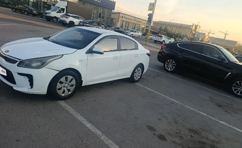 Kia Rio 2020 года за 3 500 000 тг. в Алматы