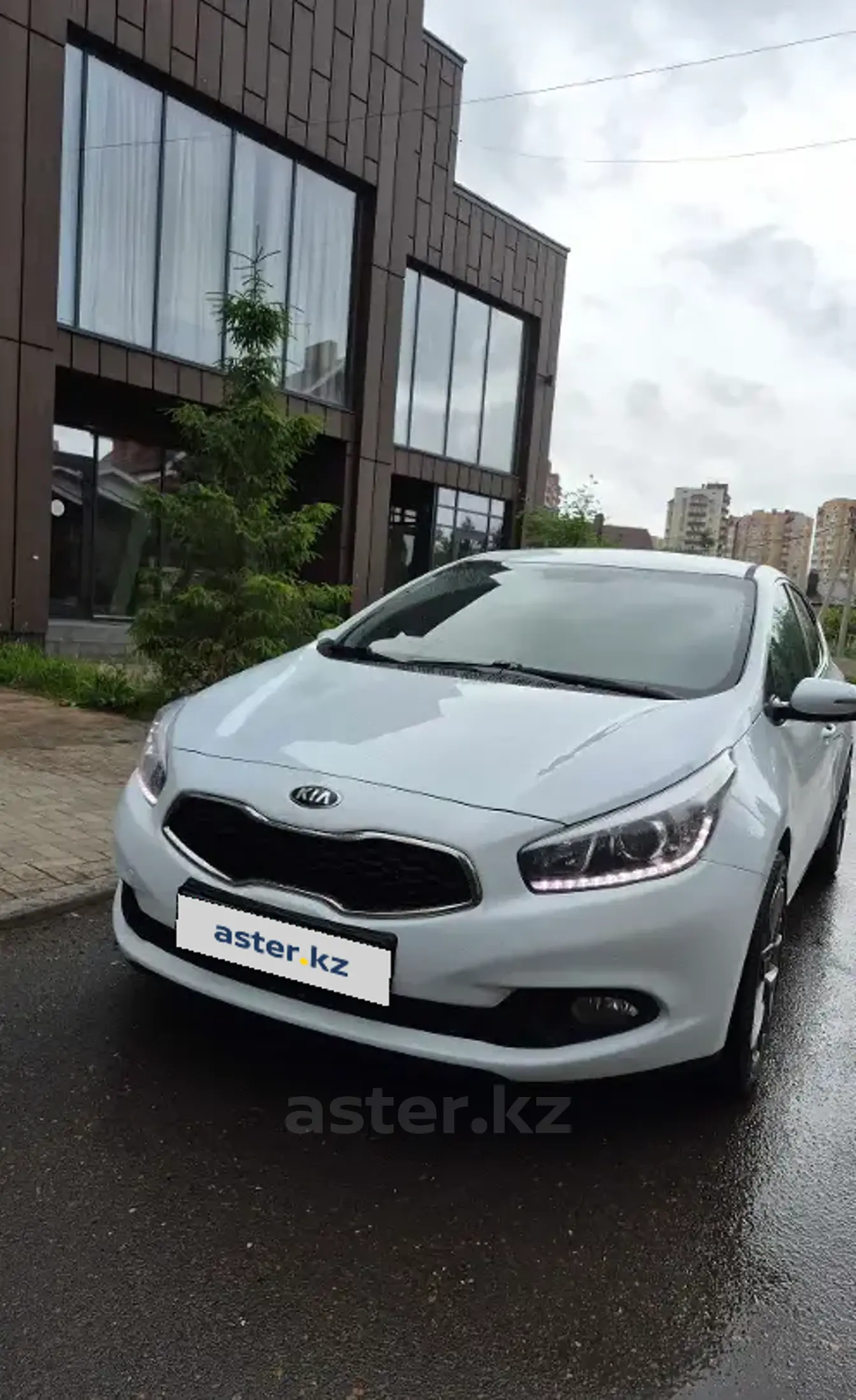 Kia Ceed 2013 года за 5 200 000 тг. в Уральск фото 2