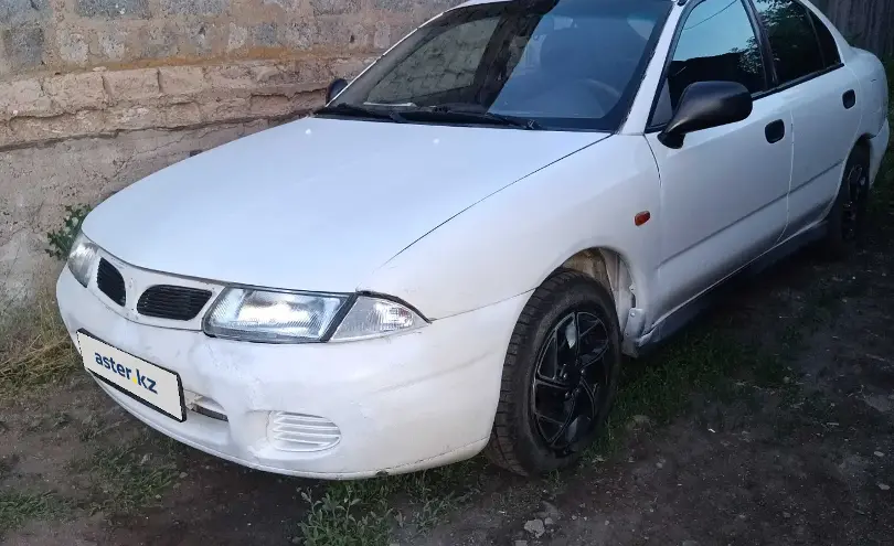 Mitsubishi Carisma 1996 года за 1 100 000 тг. в Астана
