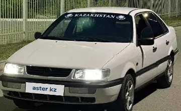 Volkswagen Passat 1993 года за 1 000 000 тг. в Экибастуз фото 1
