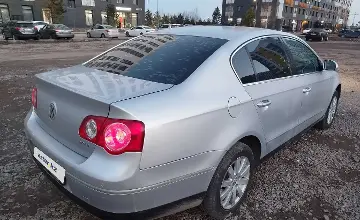 Volkswagen Passat 2007 года за 3 000 000 тг. в Астана фото 4