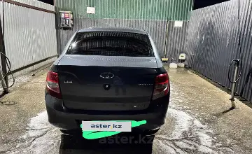 LADA (ВАЗ) Granta 2018 года за 3 000 000 тг. в Семей фото 4