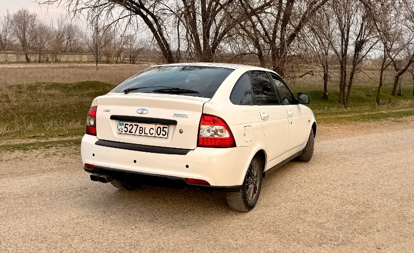 LADA (ВАЗ) Priora 2014 года за 1 850 000 тг. в Алматы фото 4