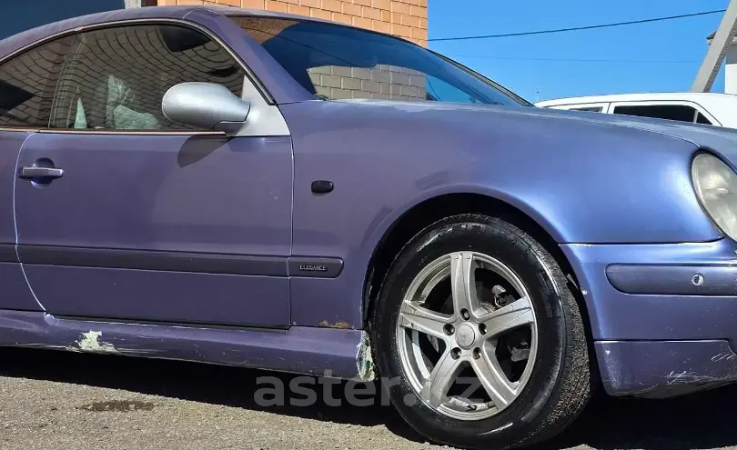 Mercedes-Benz CLK-Класс 1998 года за 2 700 000 тг. в Астана фото 4