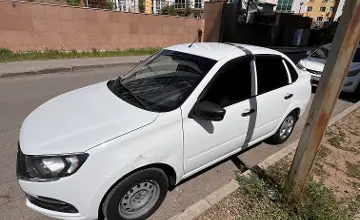 LADA (ВАЗ) Granta 2018 года за 3 000 000 тг. в Астана фото 2