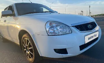 LADA (ВАЗ) Priora 2015 года за 2 350 000 тг. в Астана фото 2