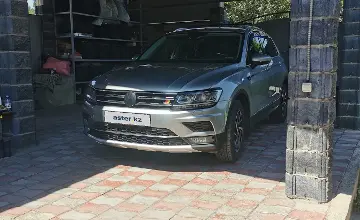 Volkswagen Tiguan 2019 года за 12 300 000 тг. в Алматы фото 1