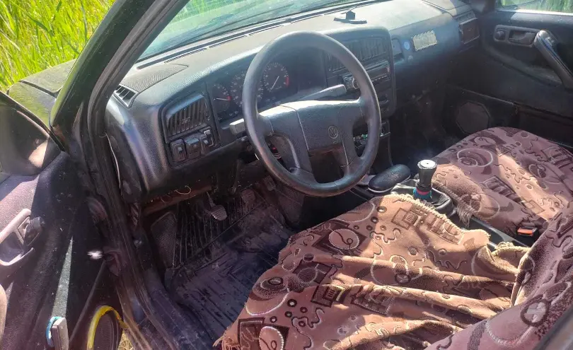 Volkswagen Passat 1993 года за 1 000 000 тг. в Семей