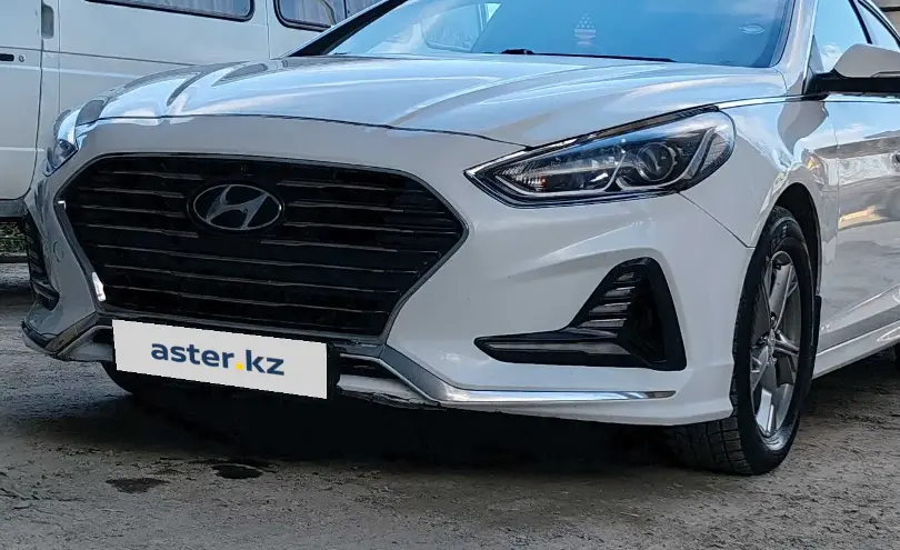 Hyundai Sonata 2019 года за 7 650 000 тг. в Шымкент