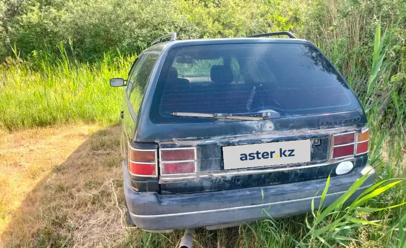 Volkswagen Passat 1993 года за 1 000 000 тг. в Семей фото 2
