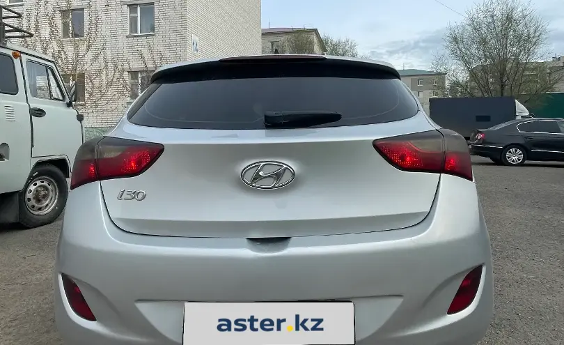 Hyundai i30 2014 года за 3 800 000 тг. в Уральск фото 3
