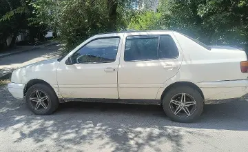 Volkswagen Vento 1992 года за 550 000 тг. в Талдыкорган