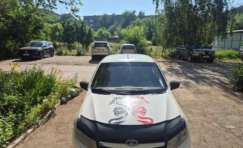 LADA (ВАЗ) Granta 2013 года за 2 200 000 тг. в Усть-Каменогорск