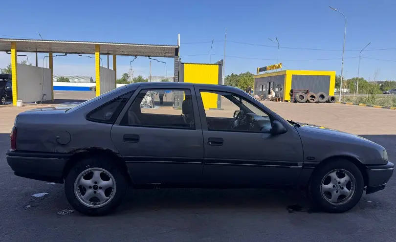 Opel Vectra 1989 года за 800 000 тг. в Караганда фото 3