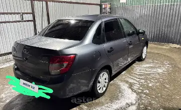 LADA (ВАЗ) Granta 2018 года за 3 000 000 тг. в Семей фото 3