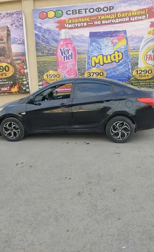 Hyundai Solaris 2011 года за 3 700 000 тг. в Астана фото 4