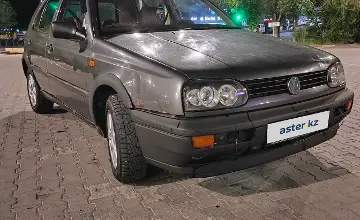 Volkswagen Golf 1994 года за 800 000 тг. в Караганда фото 2