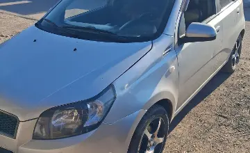 Chevrolet Aveo 2011 года за 1 950 000 тг. в Астана фото 2