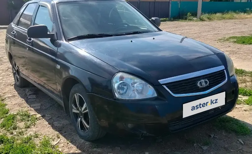 LADA (ВАЗ) Priora 2011 года за 1 500 000 тг. в Уральск фото 2