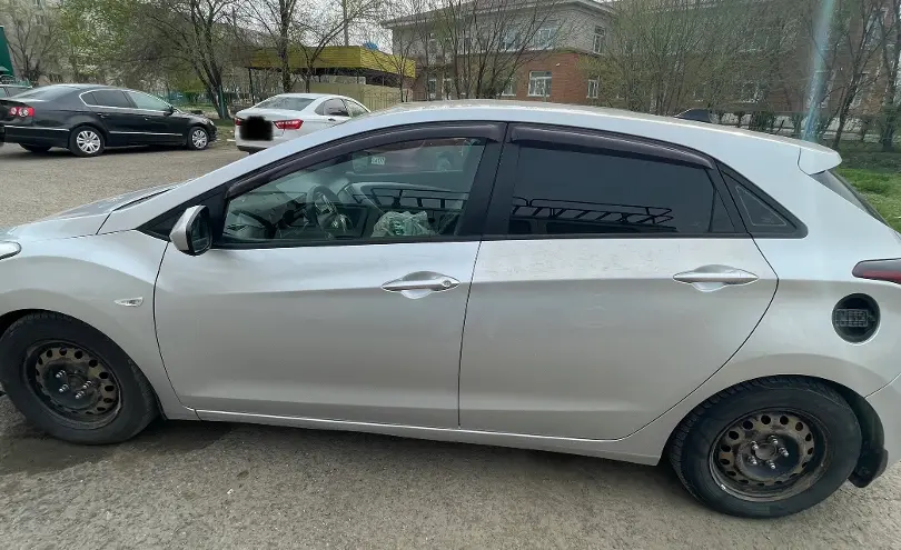 Hyundai i30 2014 года за 3 800 000 тг. в Уральск фото 4