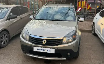 Renault Sandero 2014 года за 4 000 000 тг. в Алматы фото 3