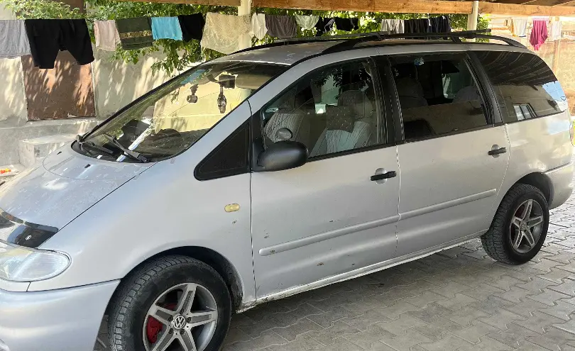 Volkswagen Sharan 1996 года за 1 000 600 тг. в Тараз