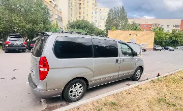 Hyundai Starex 2011 года за 8 000 000 тг. в Астана фото 2