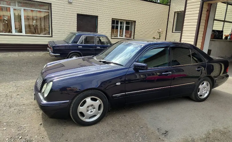 Mercedes-Benz E-Класс 1997 года за 3 150 000 тг. в Улытауская область