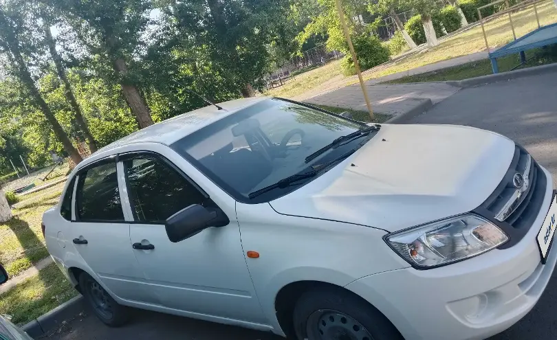 LADA (ВАЗ) Granta 2015 года за 1 900 000 тг. в Костанайская область фото 2