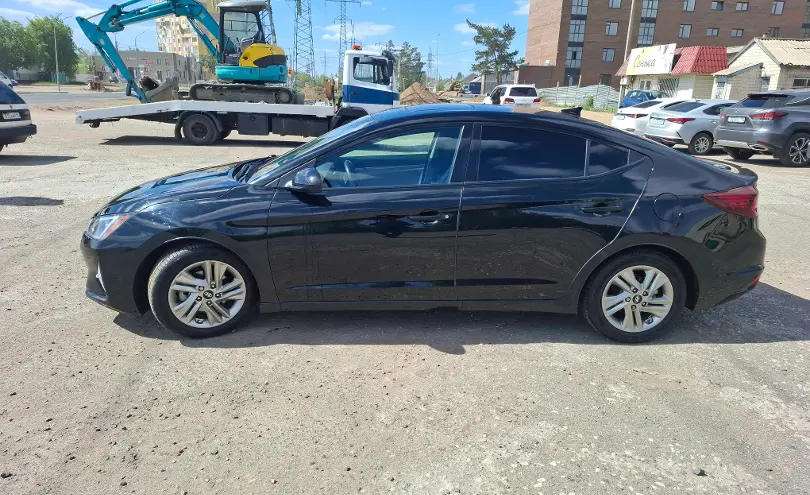 Hyundai Elantra 2019 года за 6 000 000 тг. в Павлодарская область