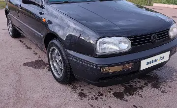 Volkswagen Golf 1994 года за 1 500 000 тг. в Караганда