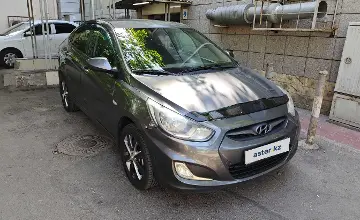Hyundai Solaris 2012 года за 4 300 000 тг. в Алматы фото 2