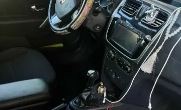 Renault Sandero 2018 года за 4 500 000 тг. в Алматинская область фото 4