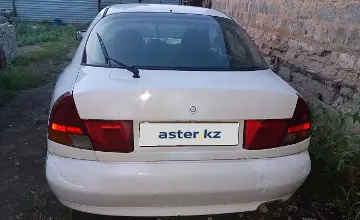 Mitsubishi Carisma 1996 года за 1 100 000 тг. в Астана фото 3