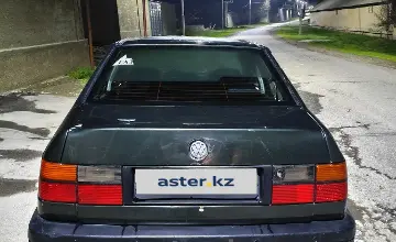 Volkswagen Vento 1993 года за 500 000 тг. в Шымкент