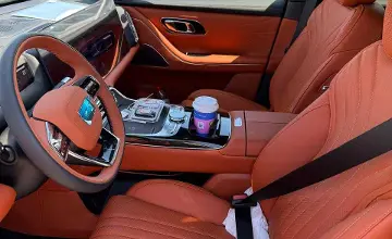 Geely Galaxy M9 2025 года за 22 500 000 тг. в Алматы