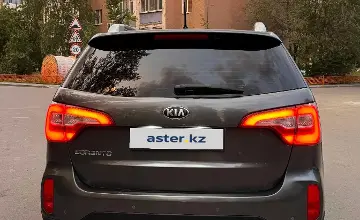 Kia Sorento 2012 года за 7 500 000 тг. в Астана фото 4